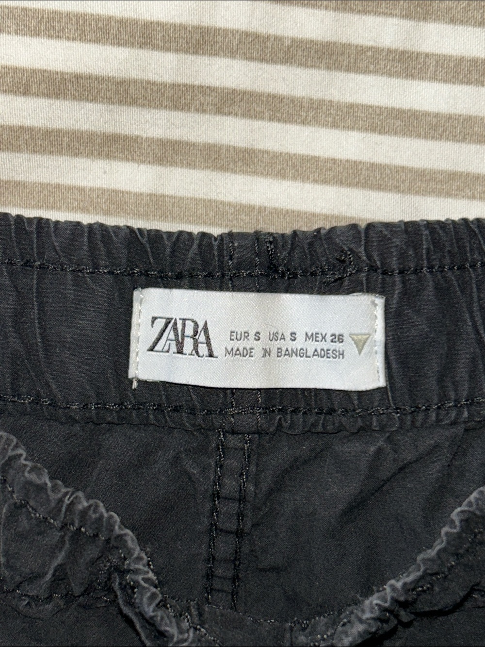 ZARA Women’s Black Parachute Pants - Picture 2 of 3